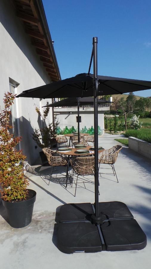 Montegrosso dʼAsti Sotto La Vigna Charm Stay Adults Only Vacation Suite المظهر الخارجي الصورة